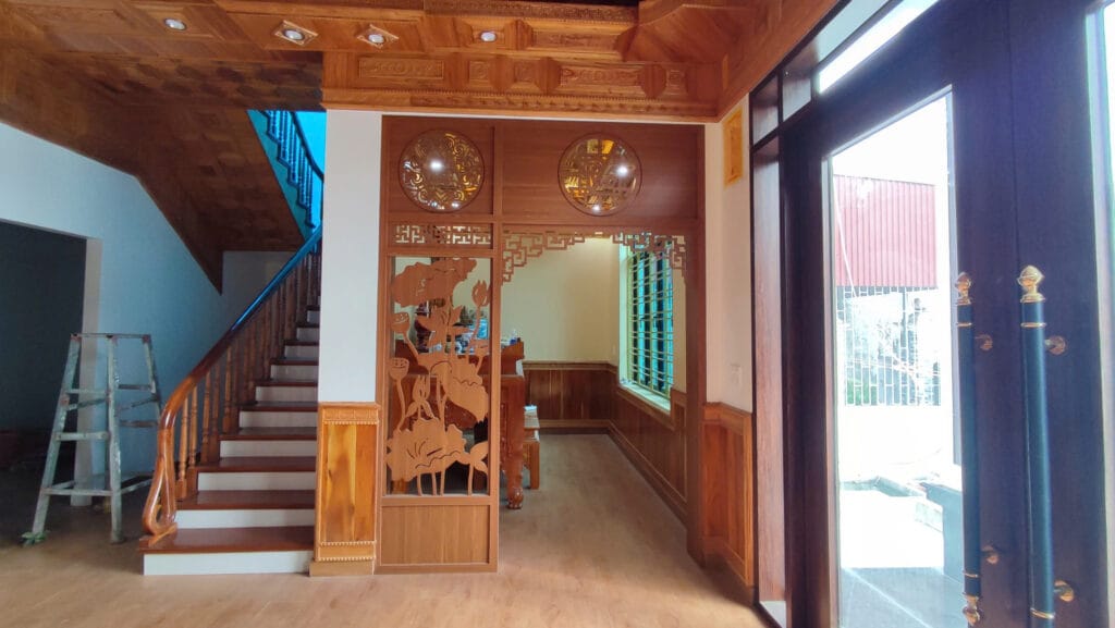 vách ngăn phòng thờ